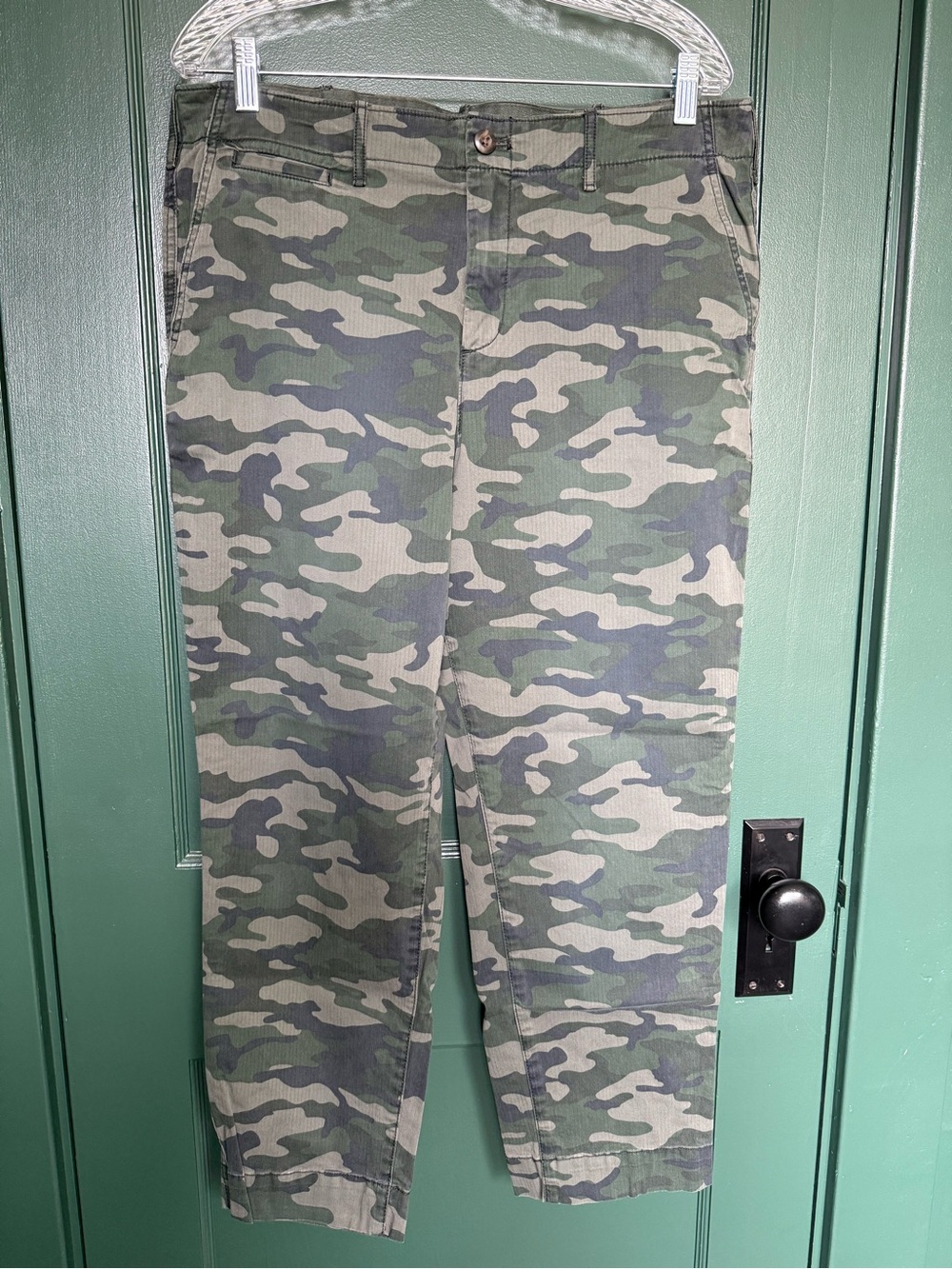 Gap High Rise Straight Olive Camo Cropped Khaki Pants Size 14